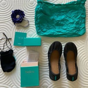 Tieks greystone flats, size 8